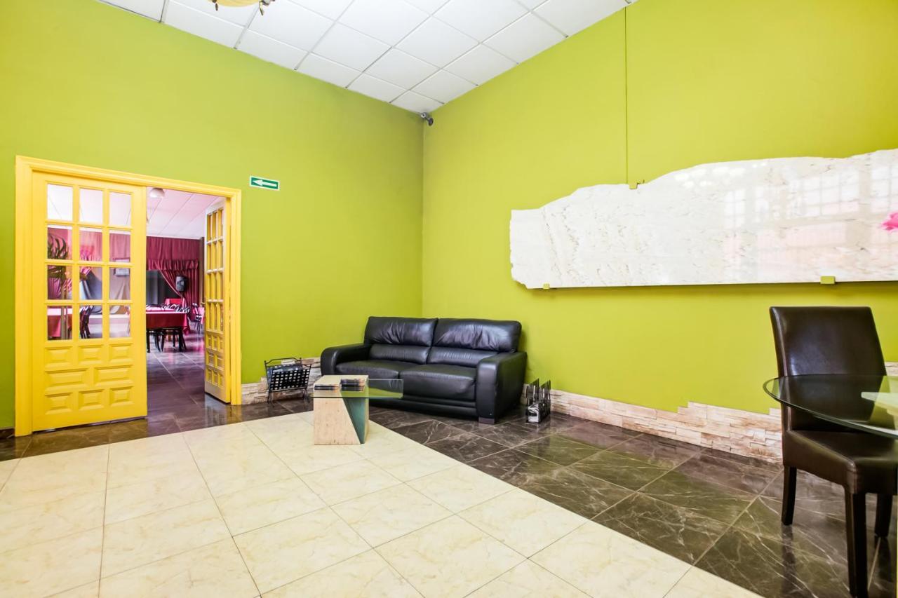 Oyo Hotel Parque Empresarial Aviles Ngoại thất bức ảnh