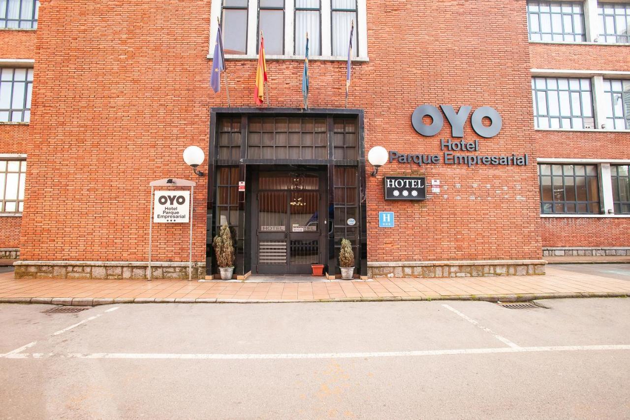 Oyo Hotel Parque Empresarial Aviles Ngoại thất bức ảnh