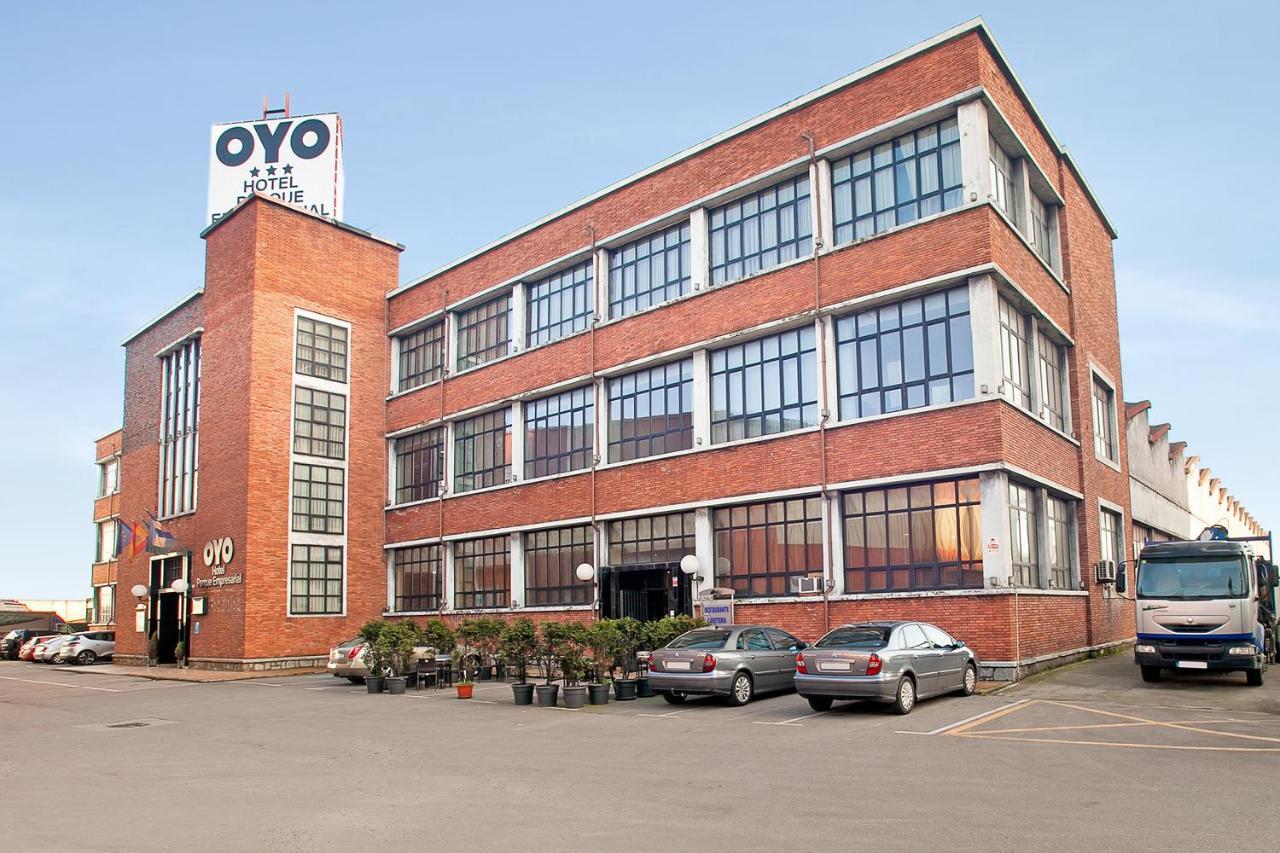 Oyo Hotel Parque Empresarial Aviles Ngoại thất bức ảnh