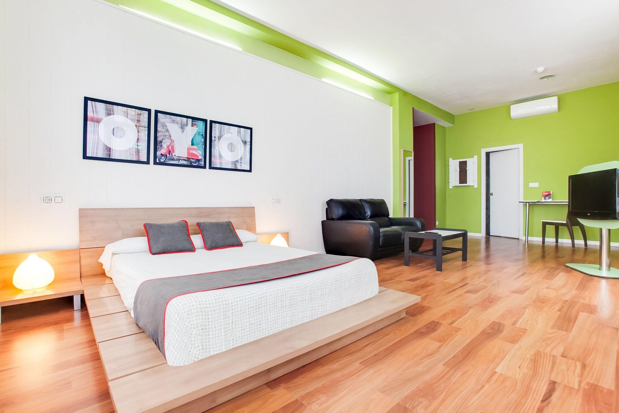 Oyo Hotel Parque Empresarial Aviles Ngoại thất bức ảnh