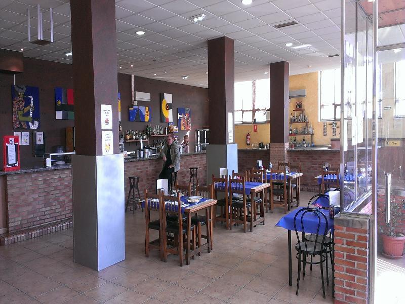Oyo Hotel Parque Empresarial Aviles Ngoại thất bức ảnh